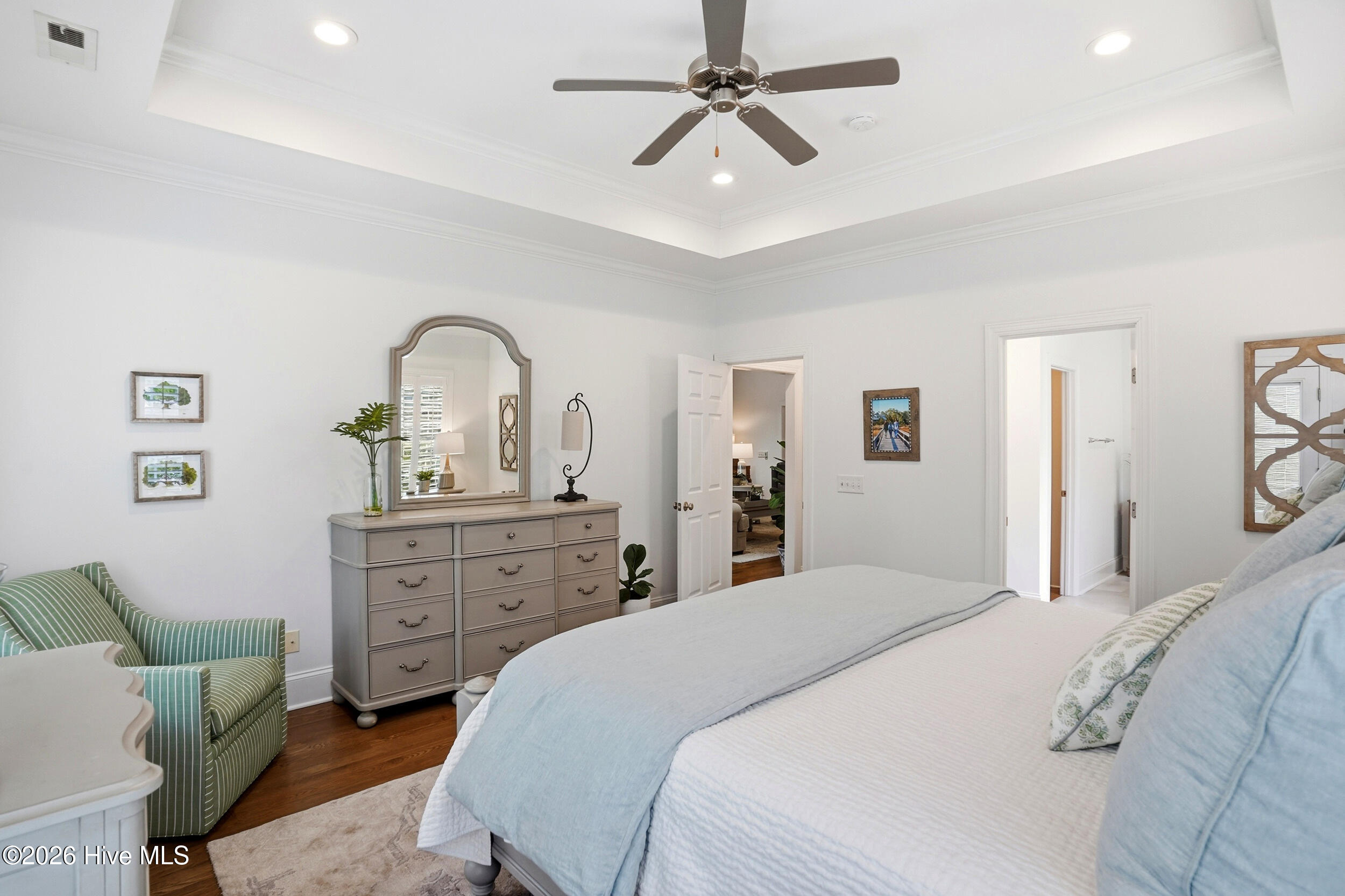 100551601 | Photo 23