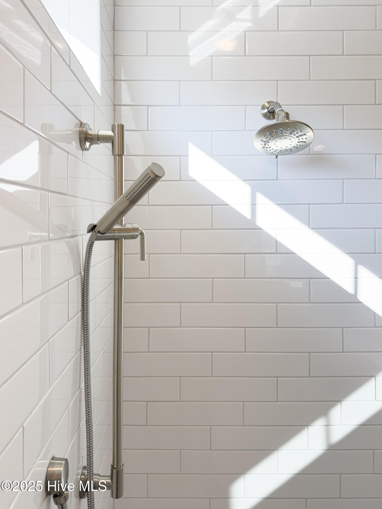 100531959 | Photo 44