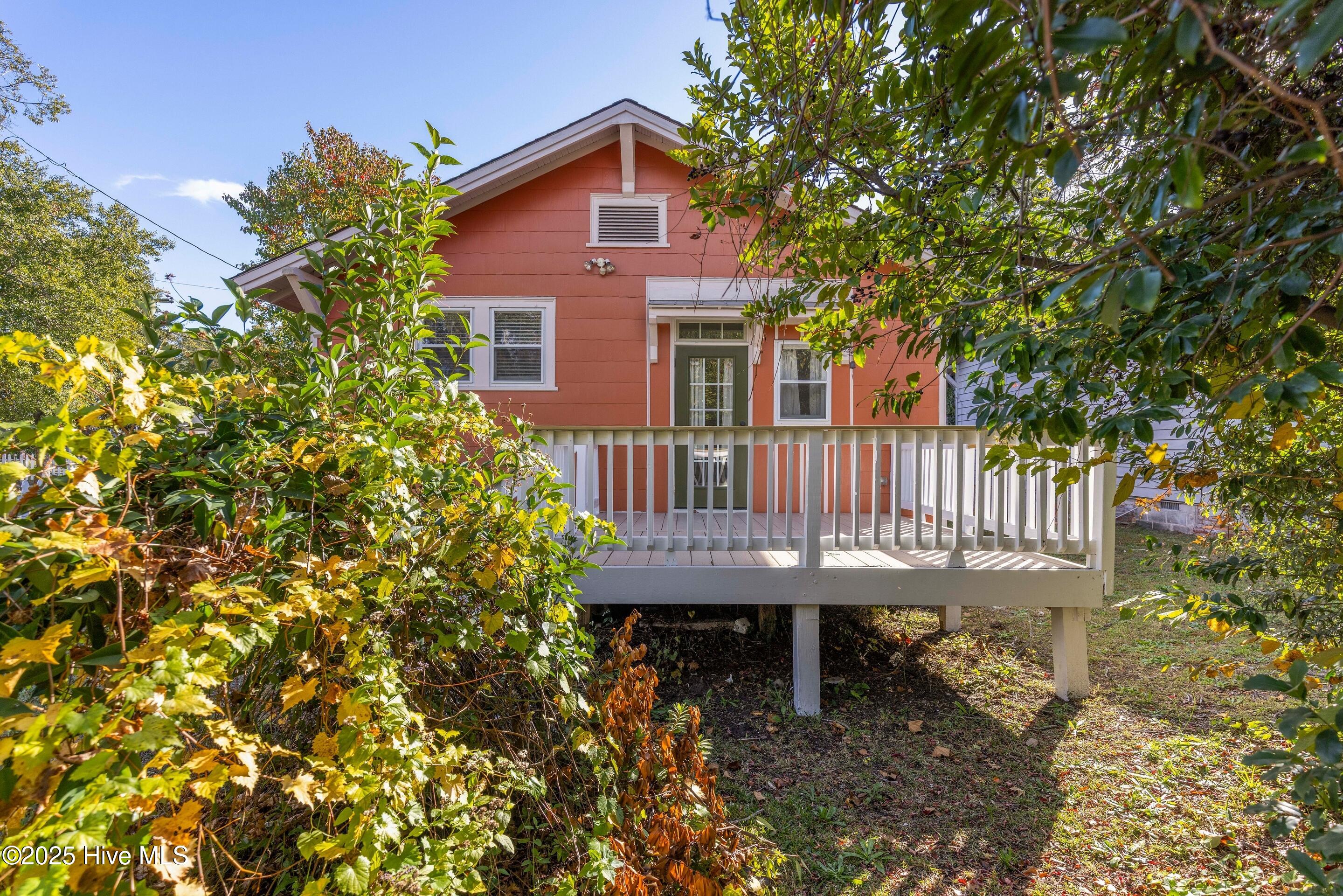 100541674 | Photo 42