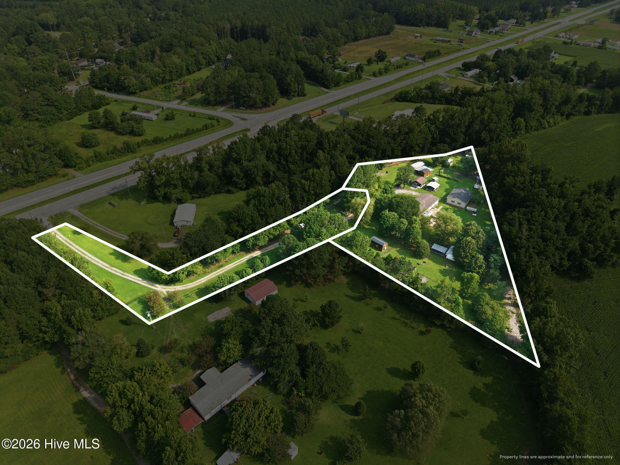 Exterior photo of 6235 U.S. 17, Chocowinity, NC 27817. MLS: 100592319