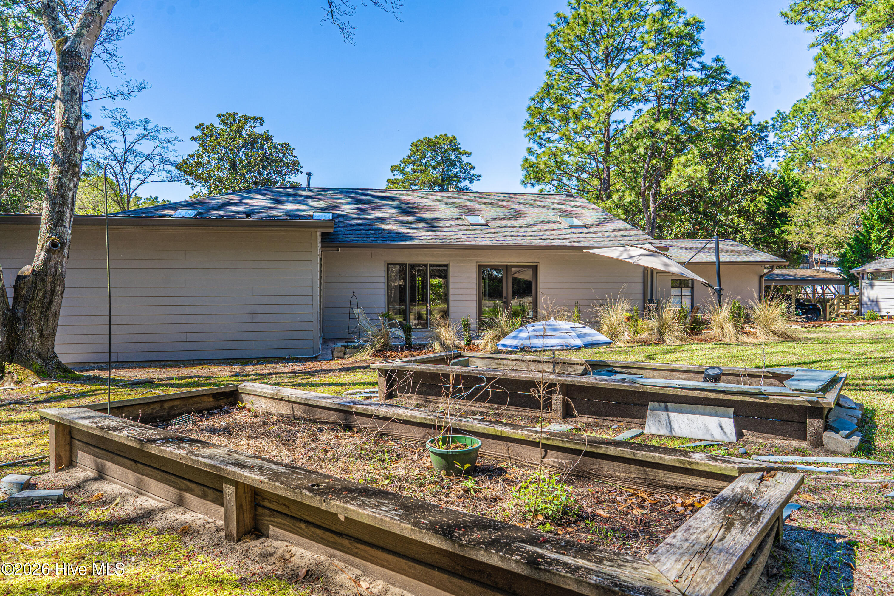 250 Country Club Circle