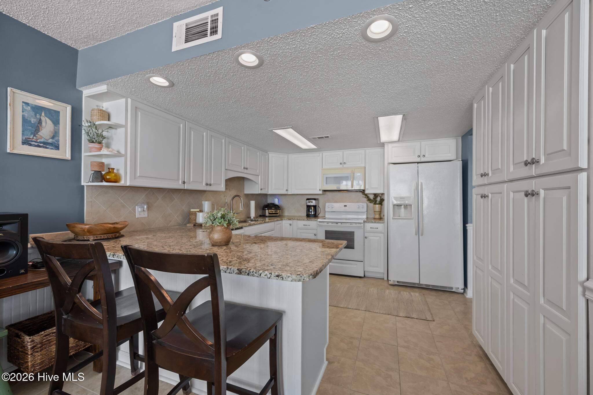 100547887 | Photo 13