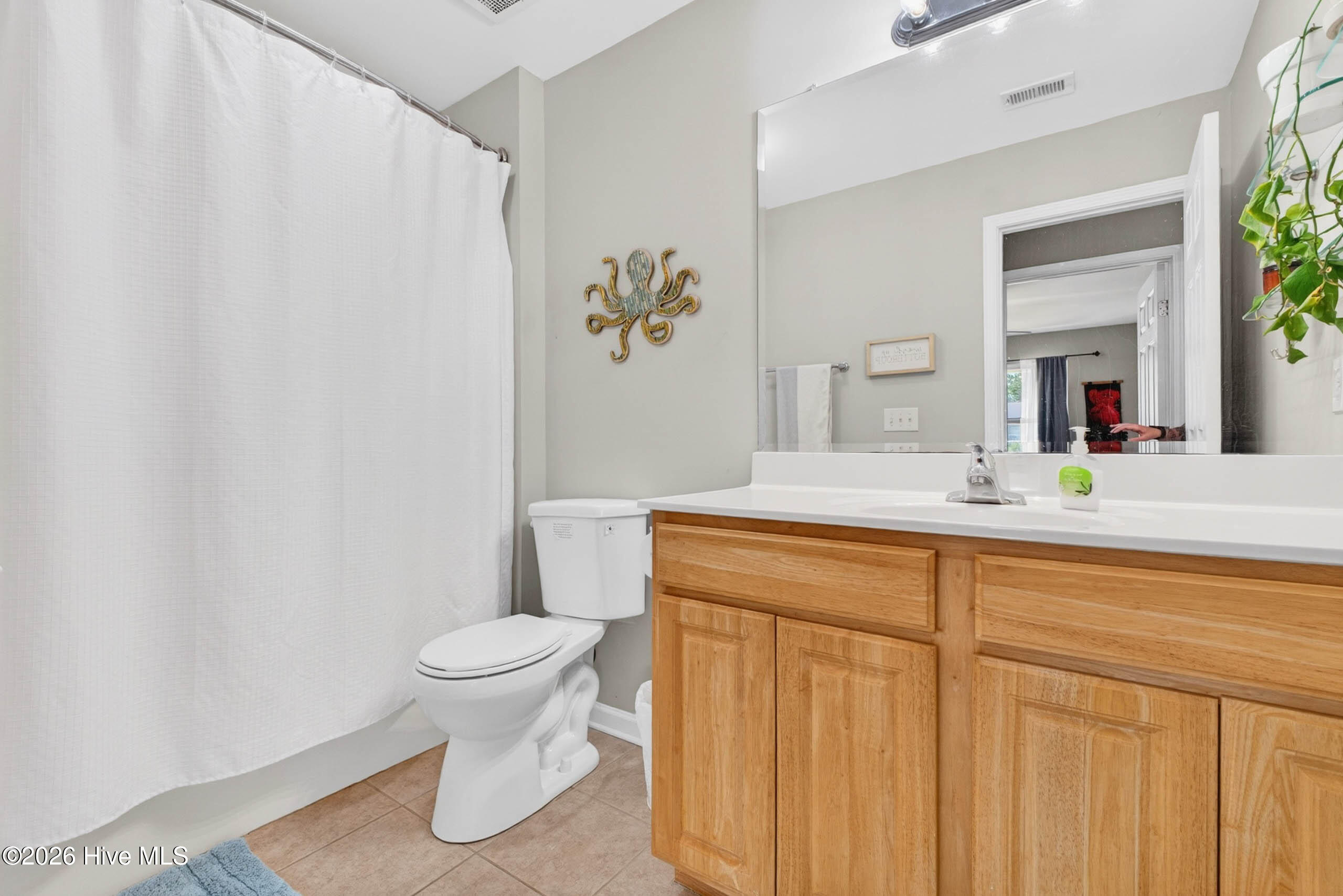 100569095 | Photo 22