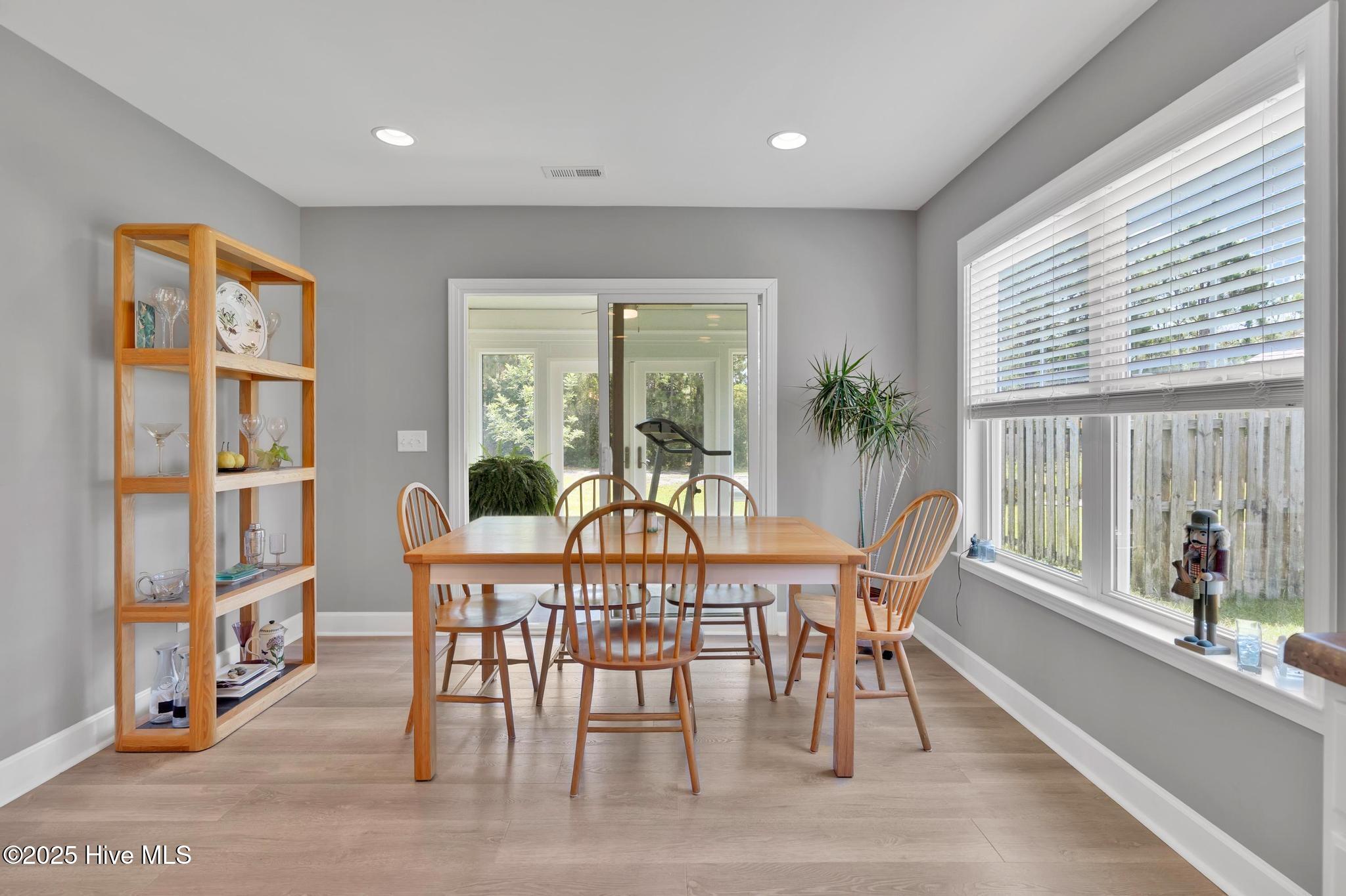 4231 Cherry Laurel Drive SE, Southport, NC 28461 – photo 11: 4231 Cherry Laurel Dr-19