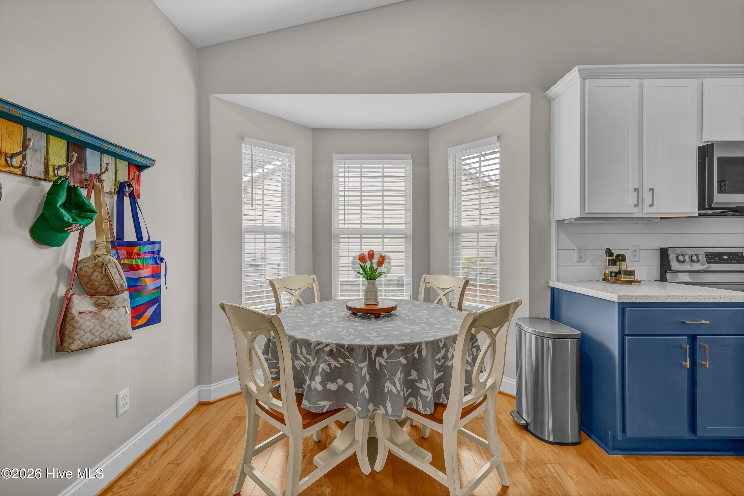 100557746 | Photo 11