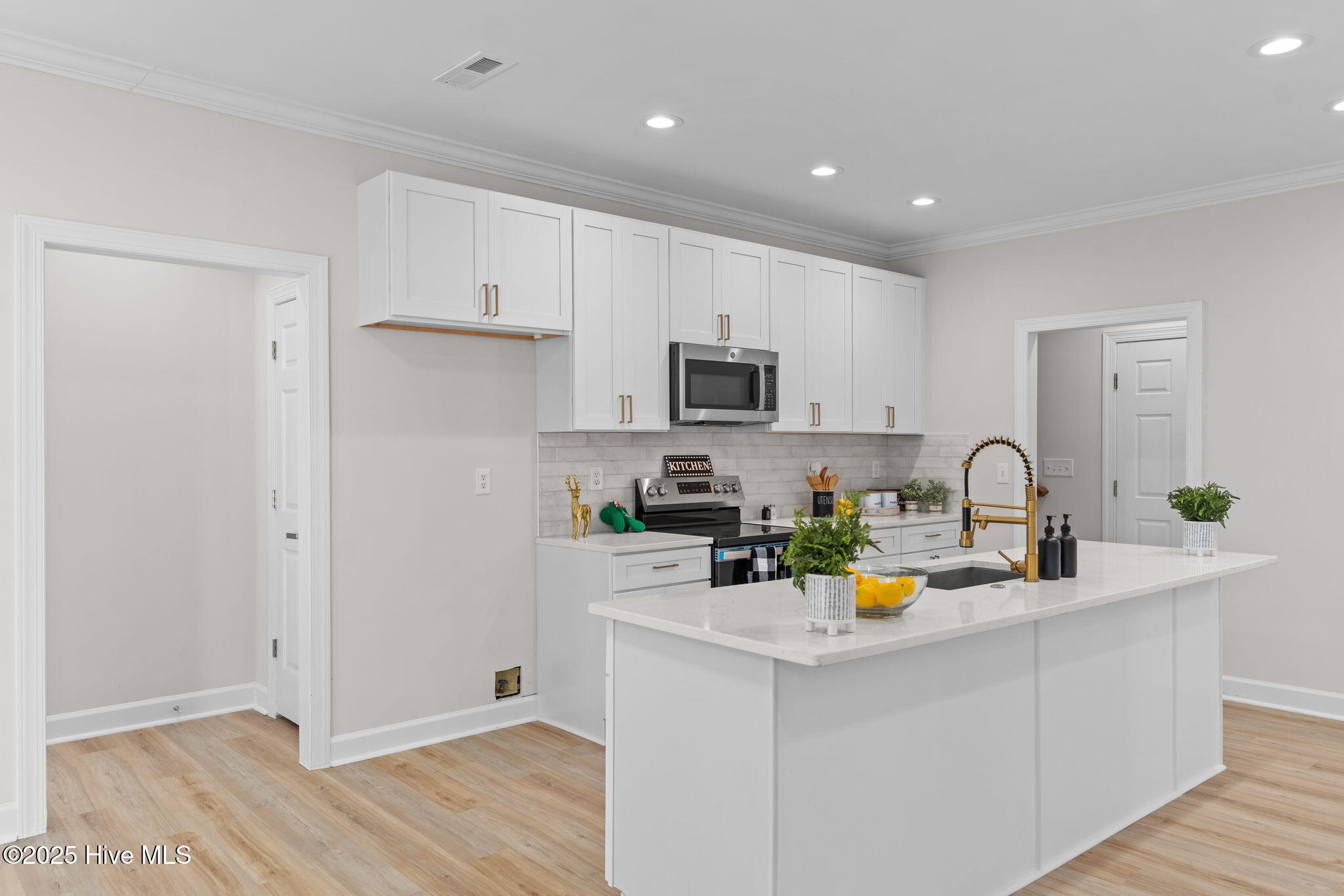 701 Barksdale Road, Wilmington, NC 28409 – photo 23: 36-web-or-mls-BTS08488