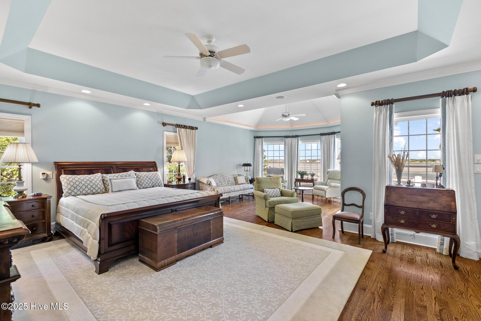 100567588 | Photo 19