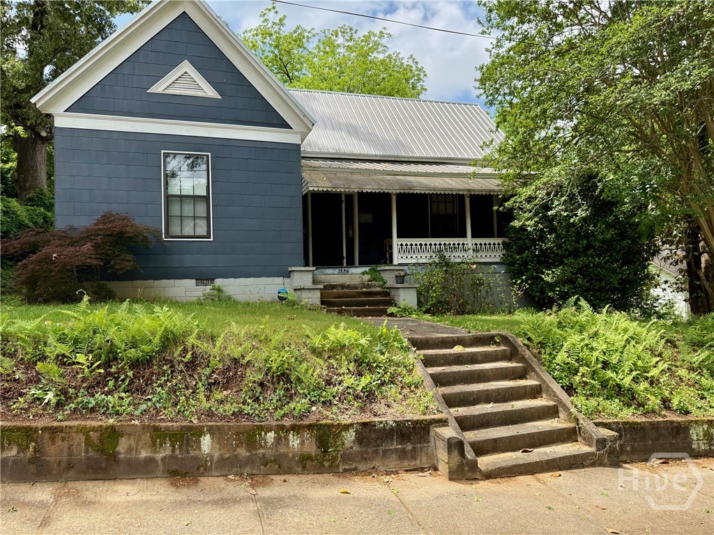 1447 E Broad