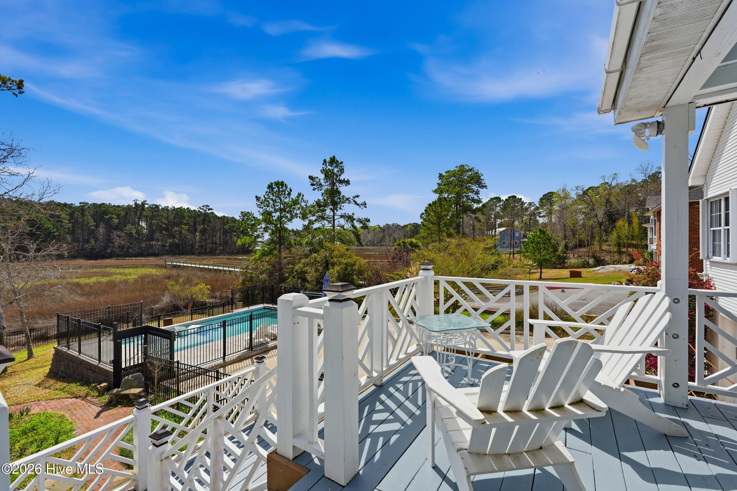 100559694 | Photo 51