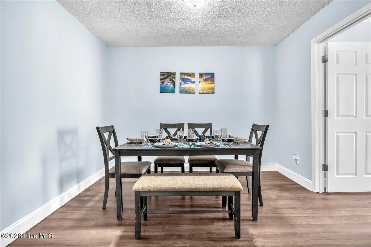 100555805 | Photo 13