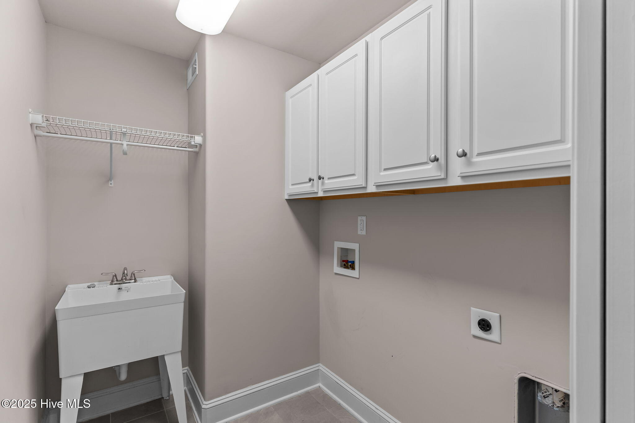 100536953 | Photo 40