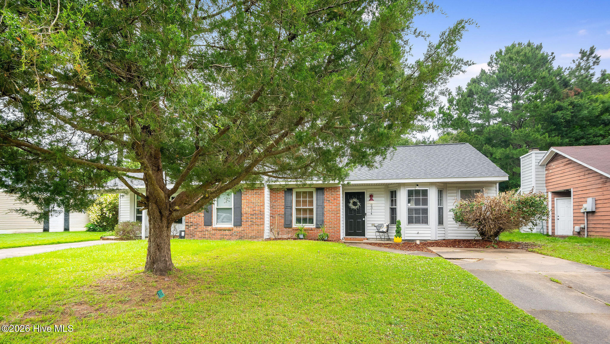 2314 Knollwood Lane,Midway Park
