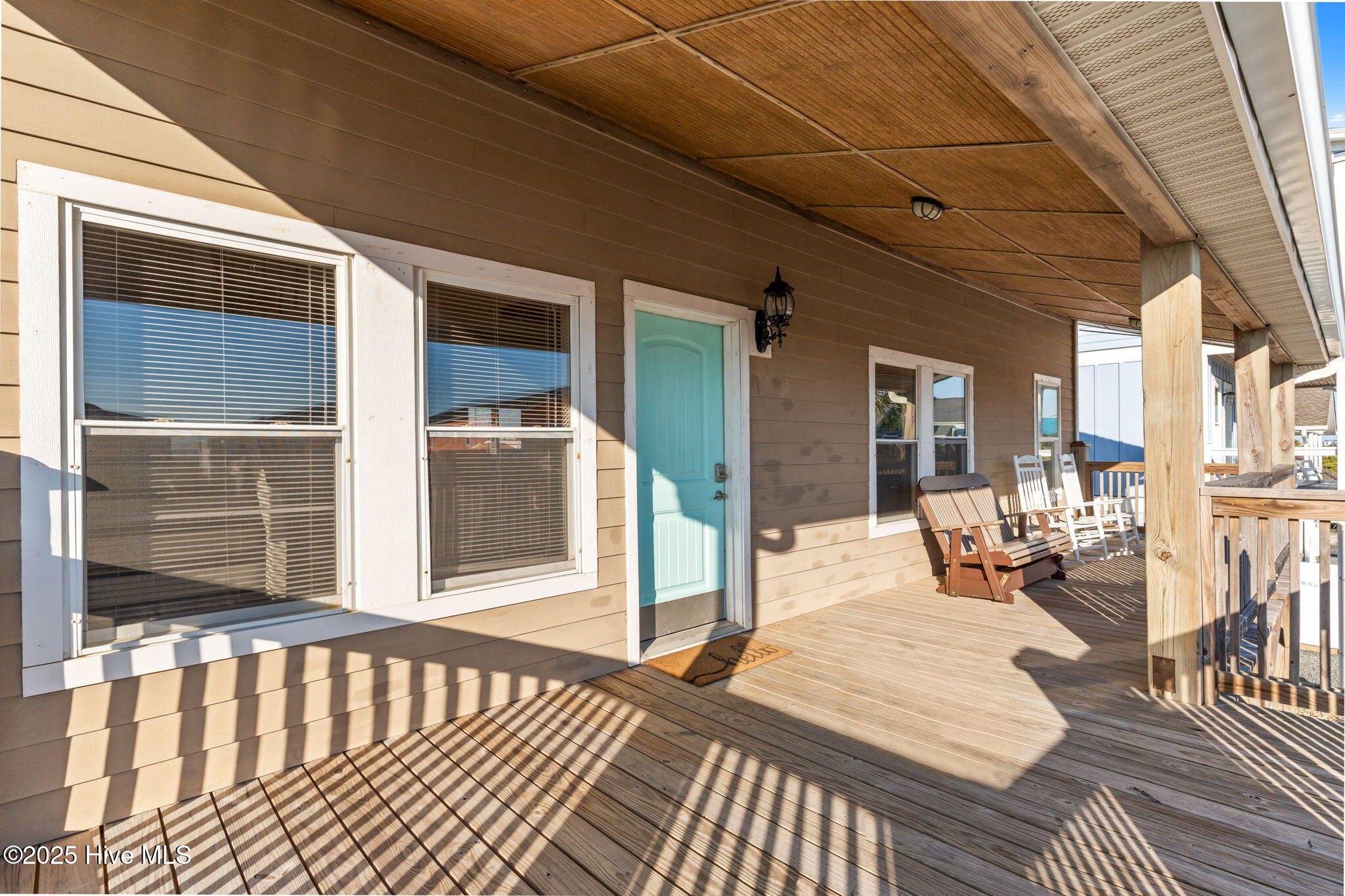 100540487 | Photo 36