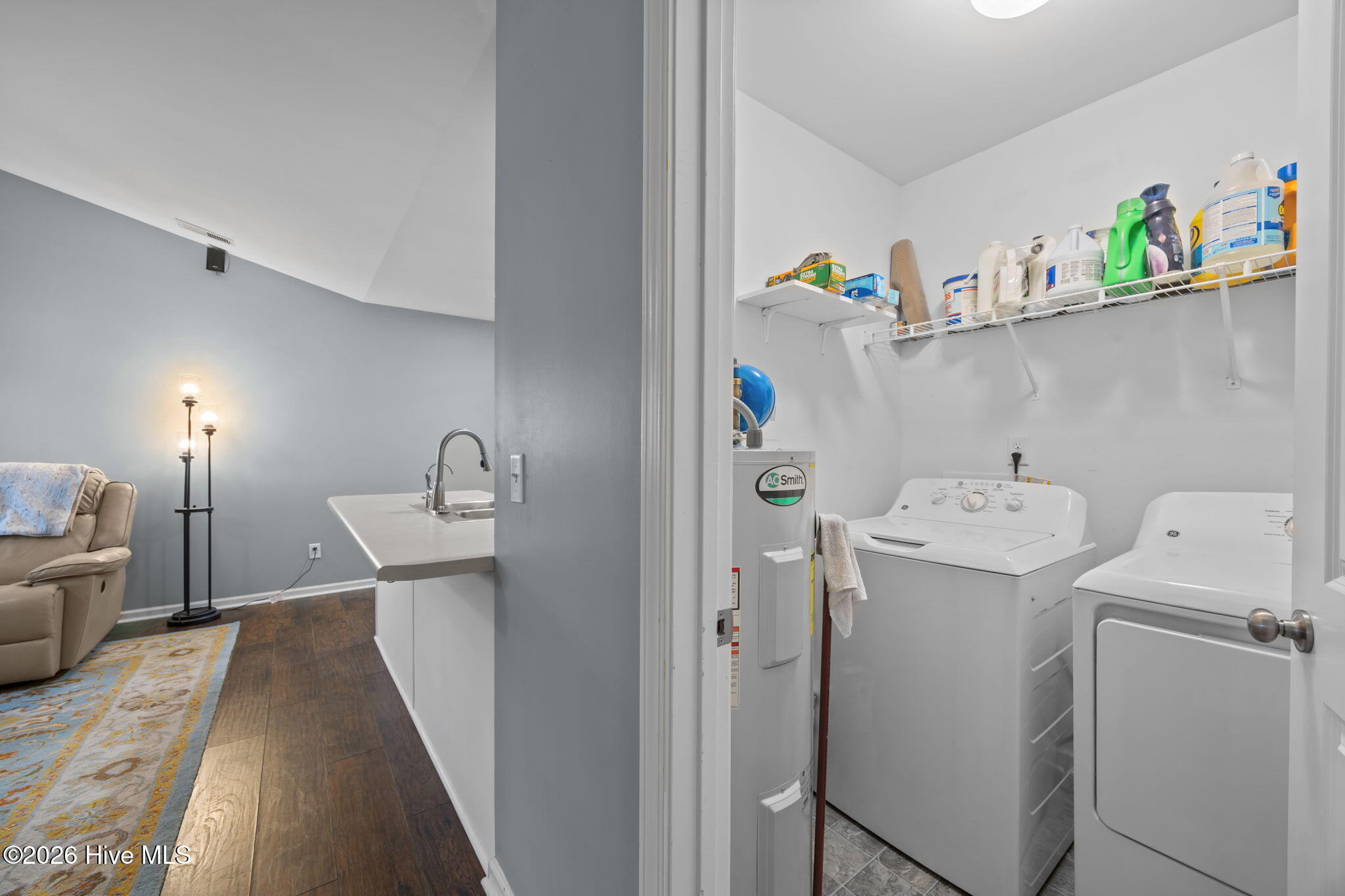 100552051 | Photo 11