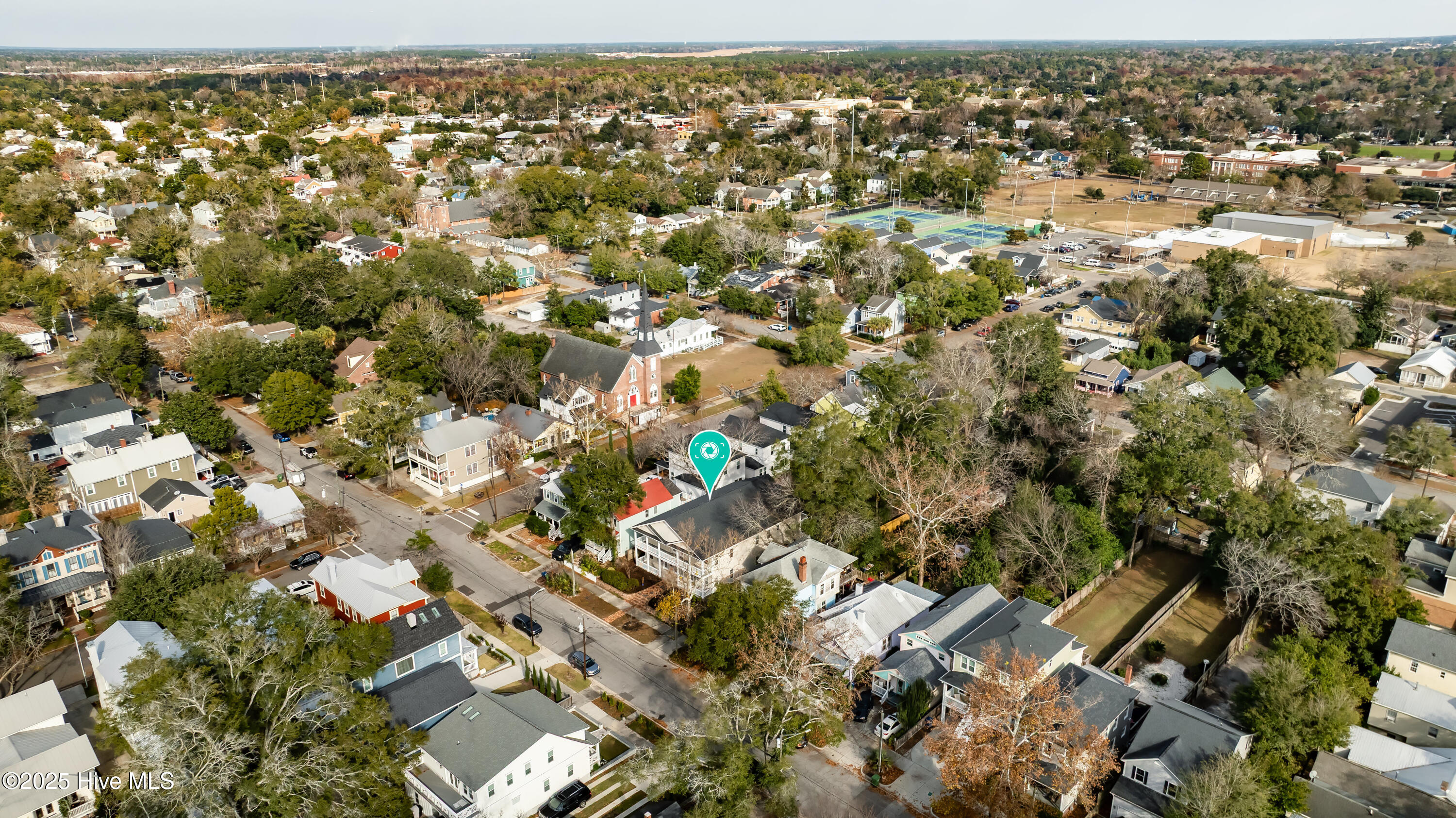 100563181 | Photo 45