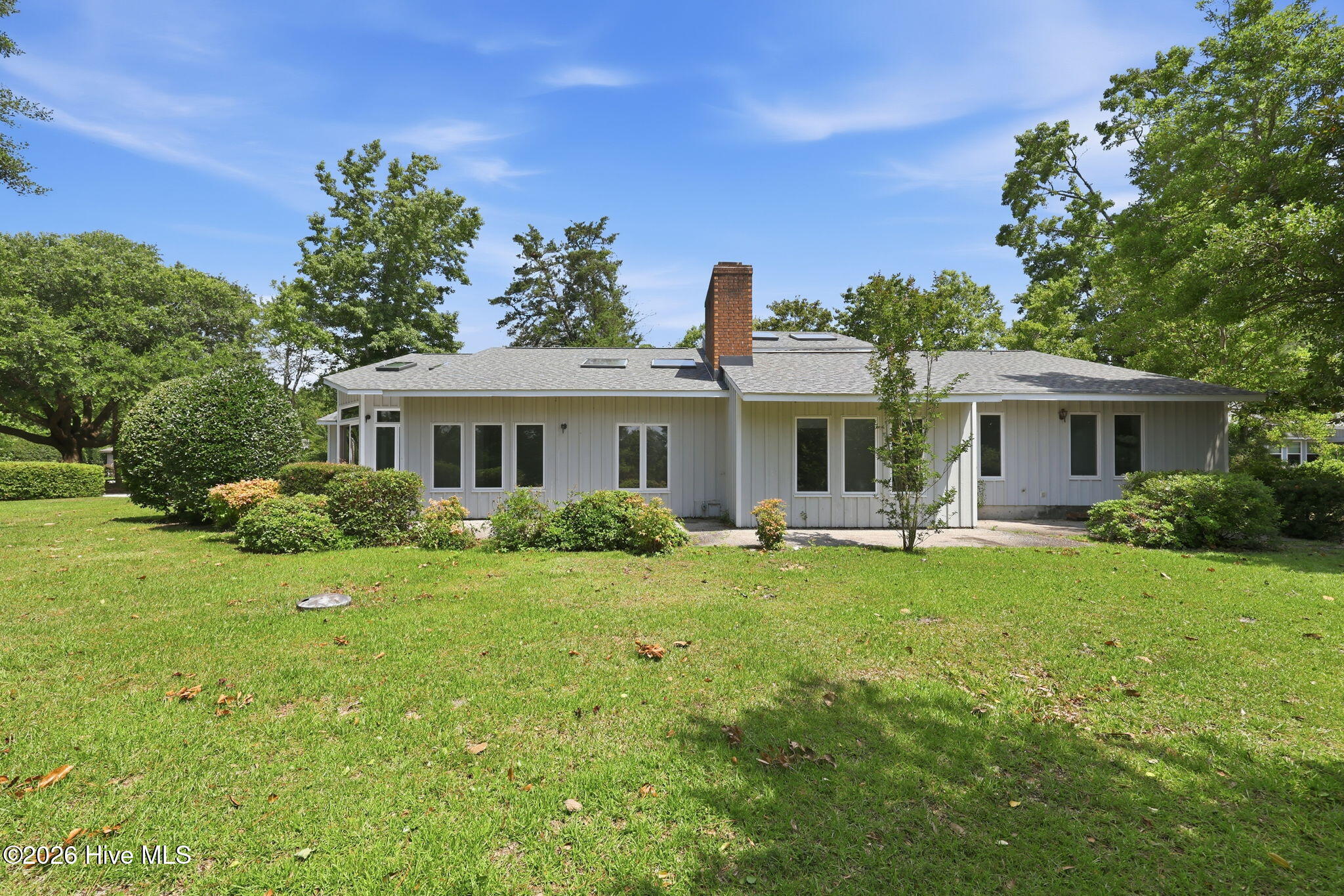 Photo 1 of Single family home for sale at 110 Beechwood Dr, Morehead City, NC 28557 | MLS# 100604818 | Listing updated on 2026-09-19