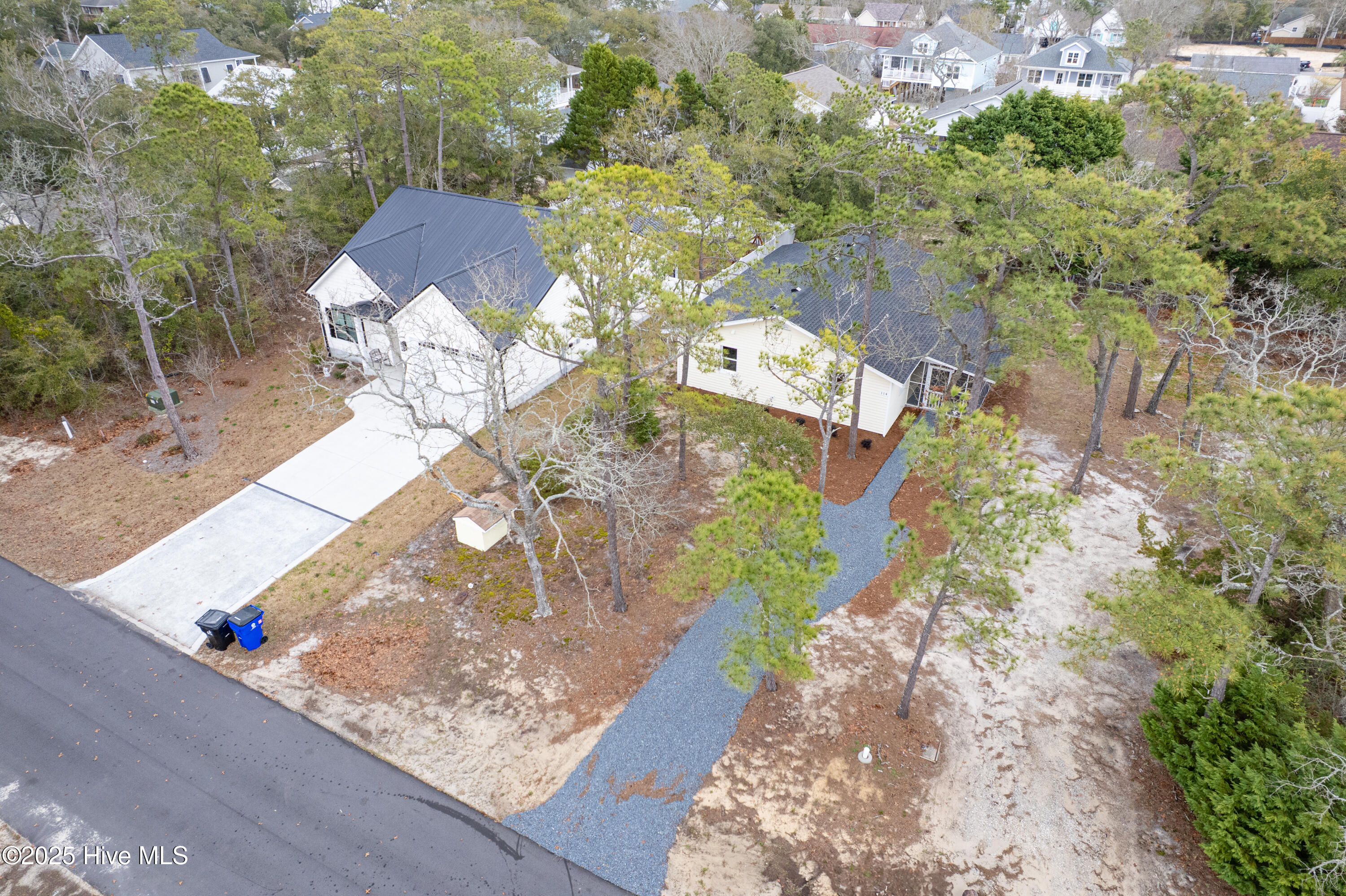 100501720 | Photo 48