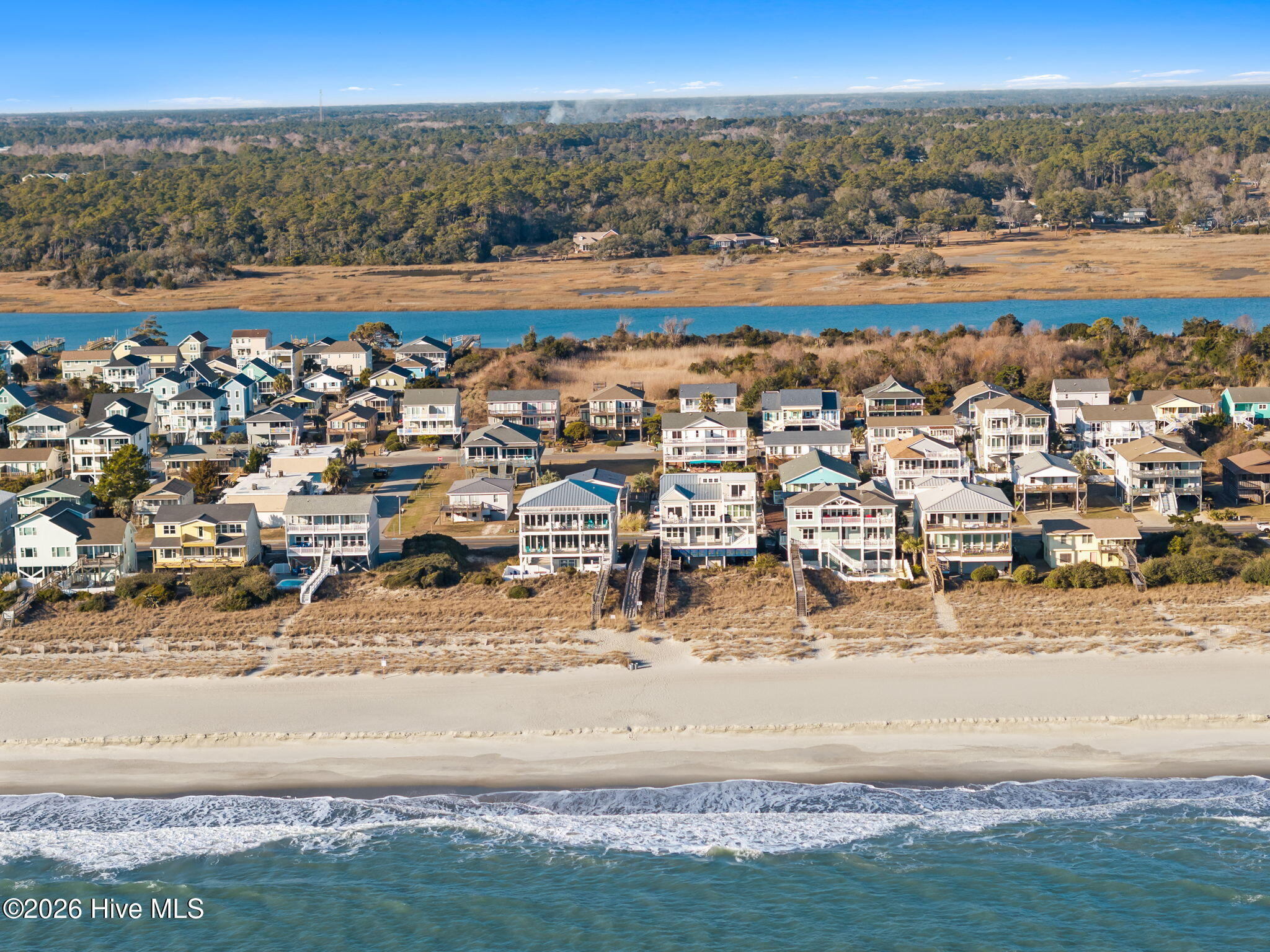 100553073 | Photo 59