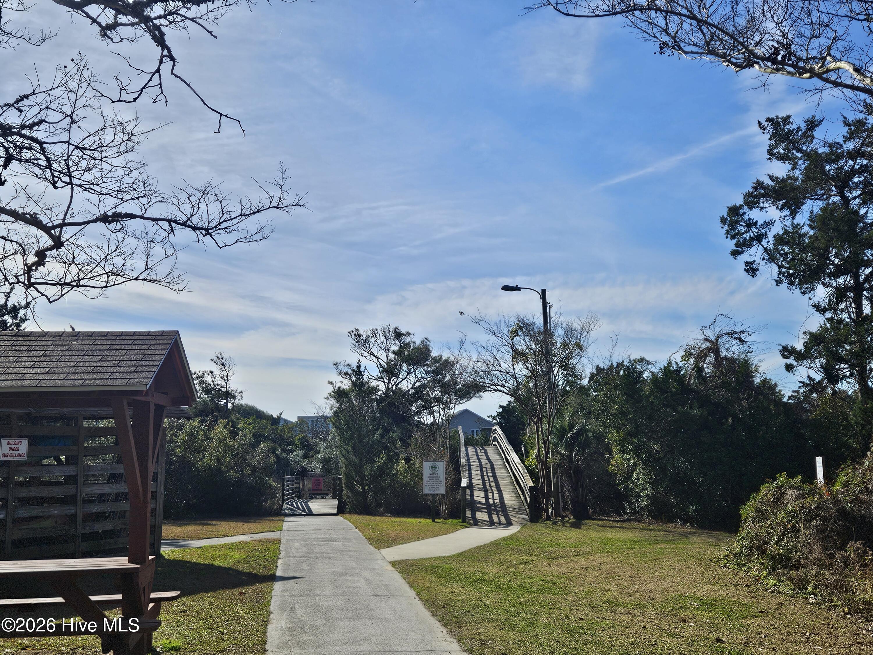 100548607 | Photo 46