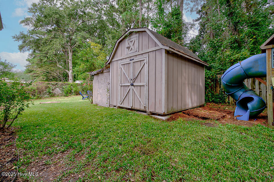 100536201 | Photo 19