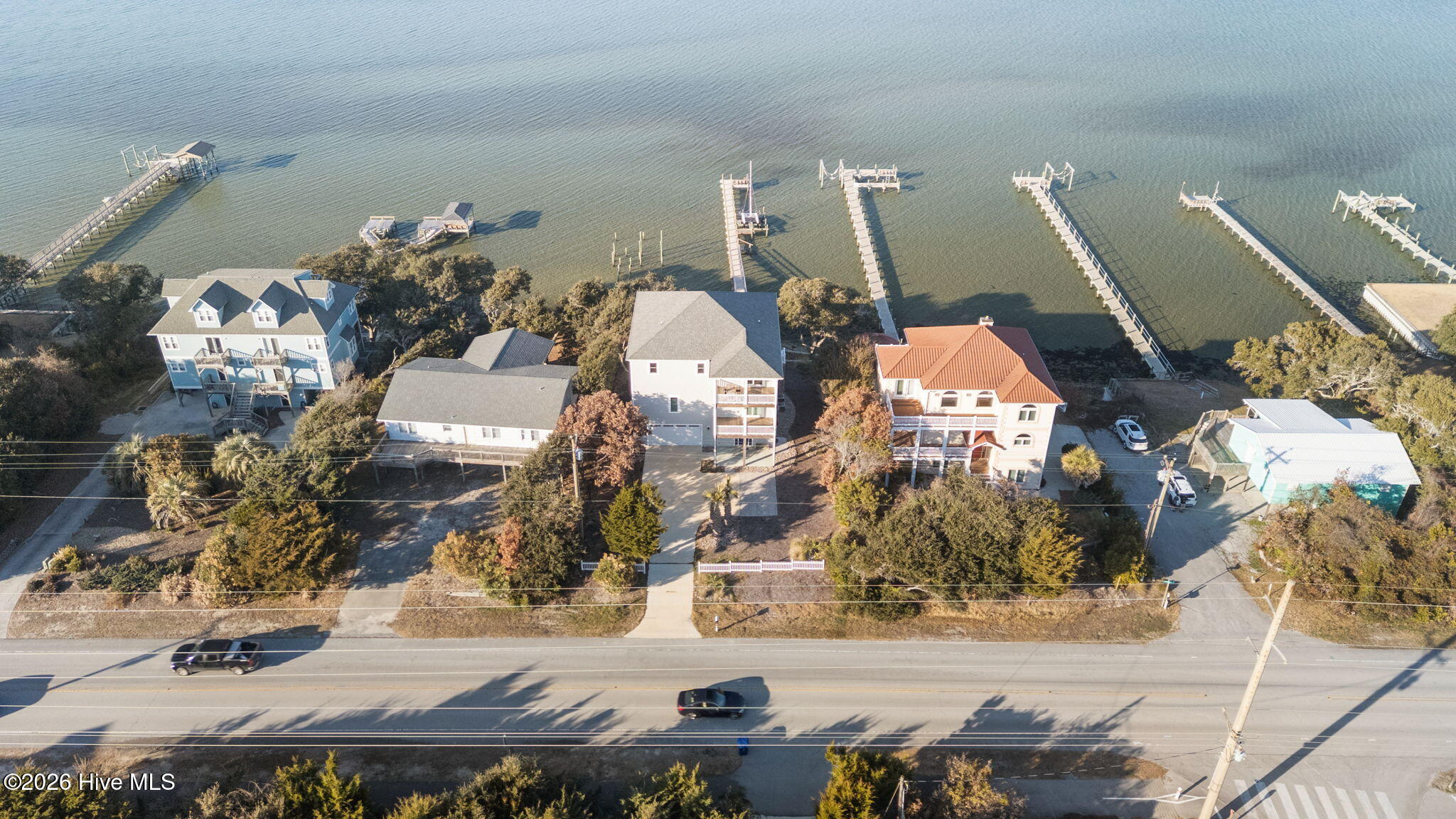 100551365 | Photo 62