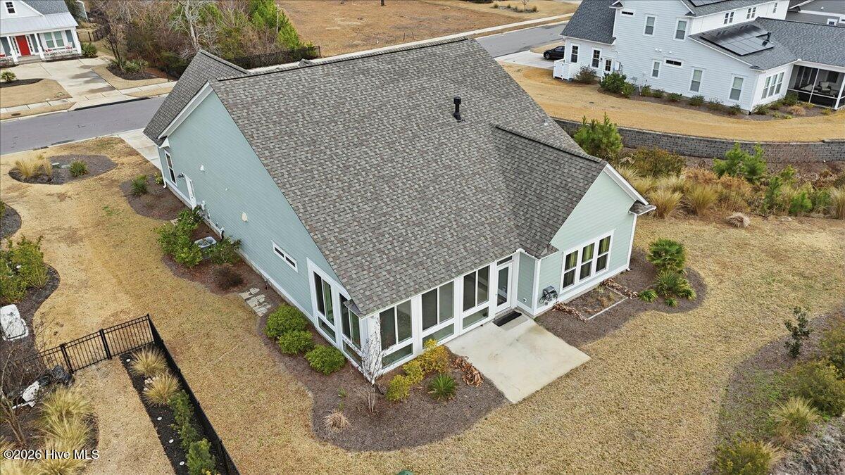 100548797 | Photo 81