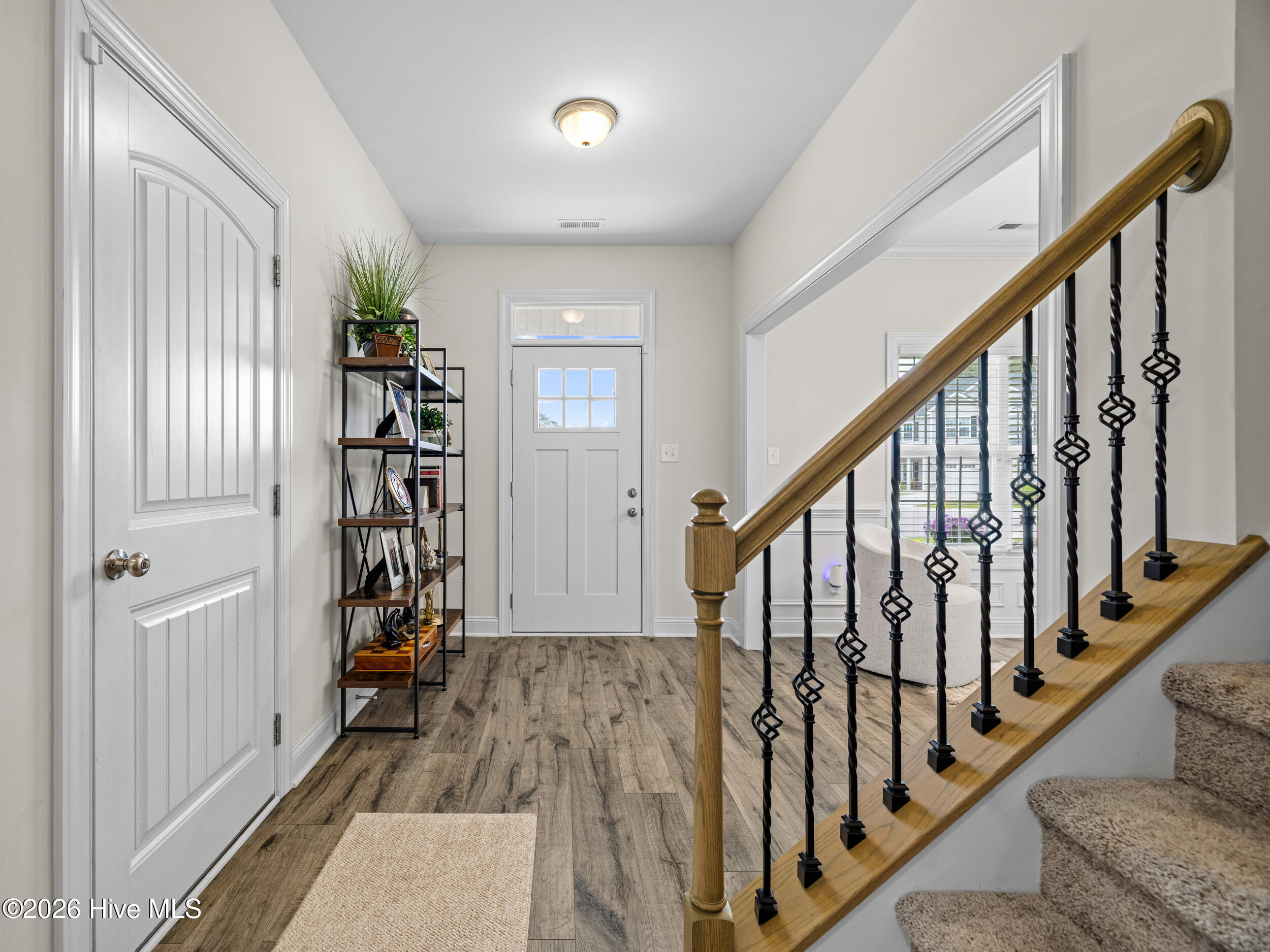 100569509 | Photo 12