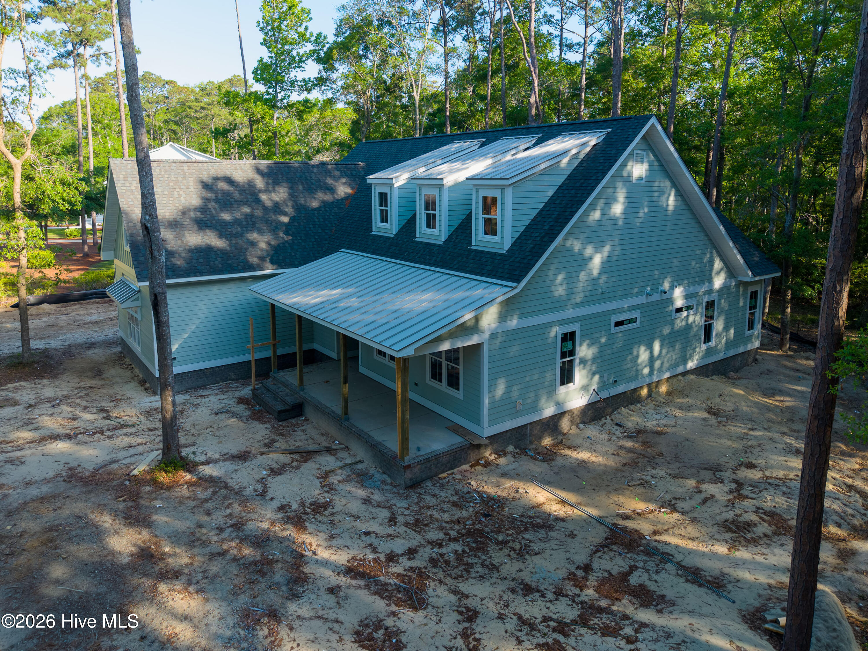 100573866 | Photo 6