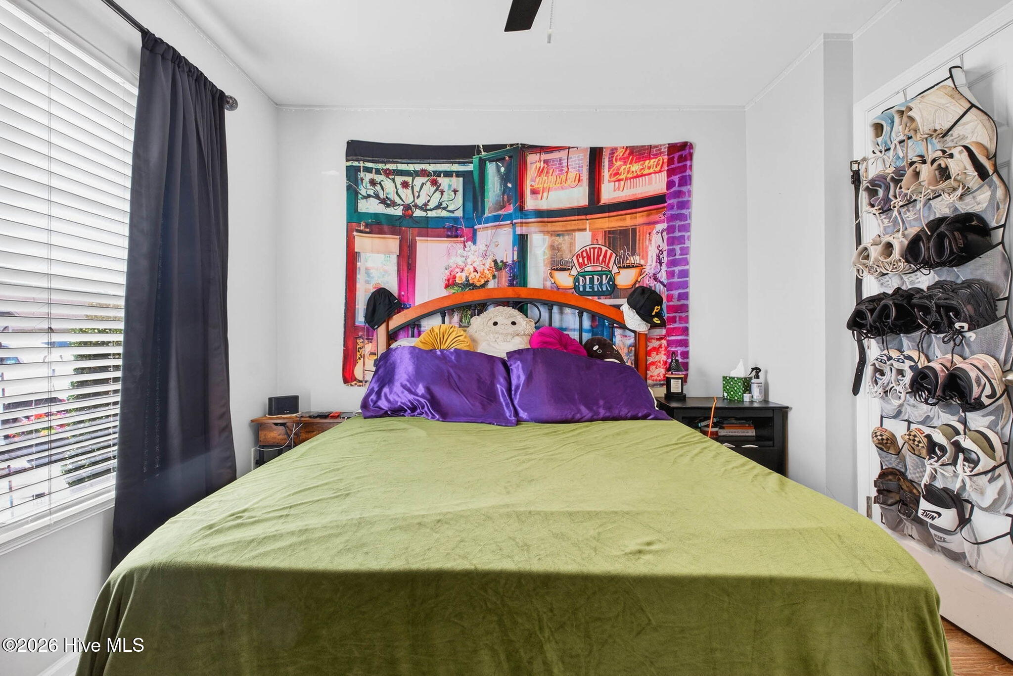 100564293 | Photo 19