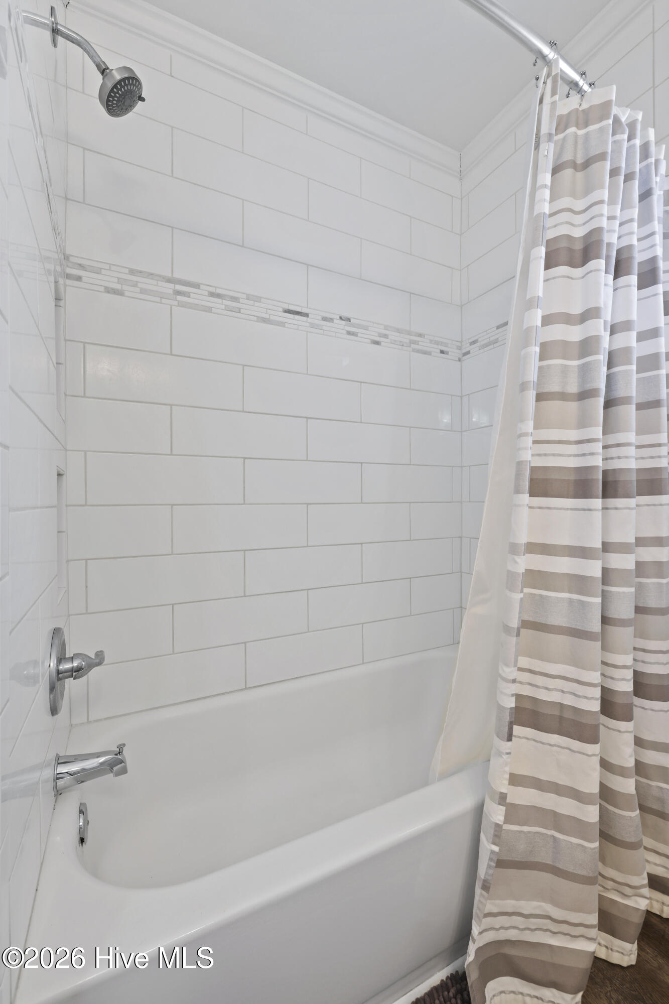 100553998 | Photo 26