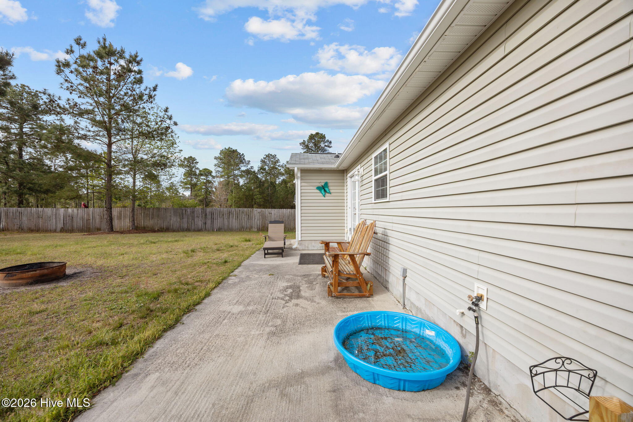 100566784 | Photo 44