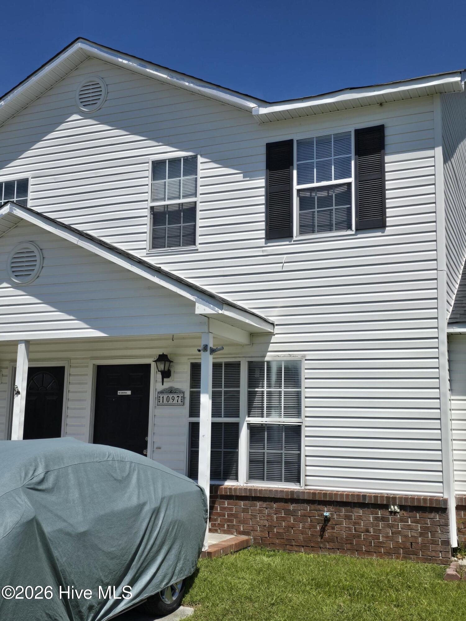 1097 W Pueblo Drive,Jacksonville