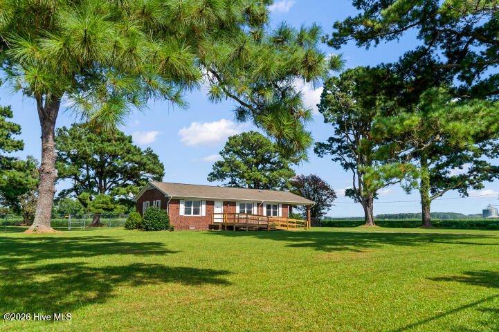 22367 Nc Highway 55,Oriental