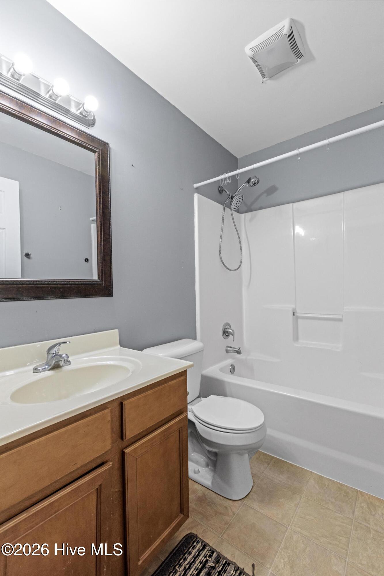 100557567 | Photo 25