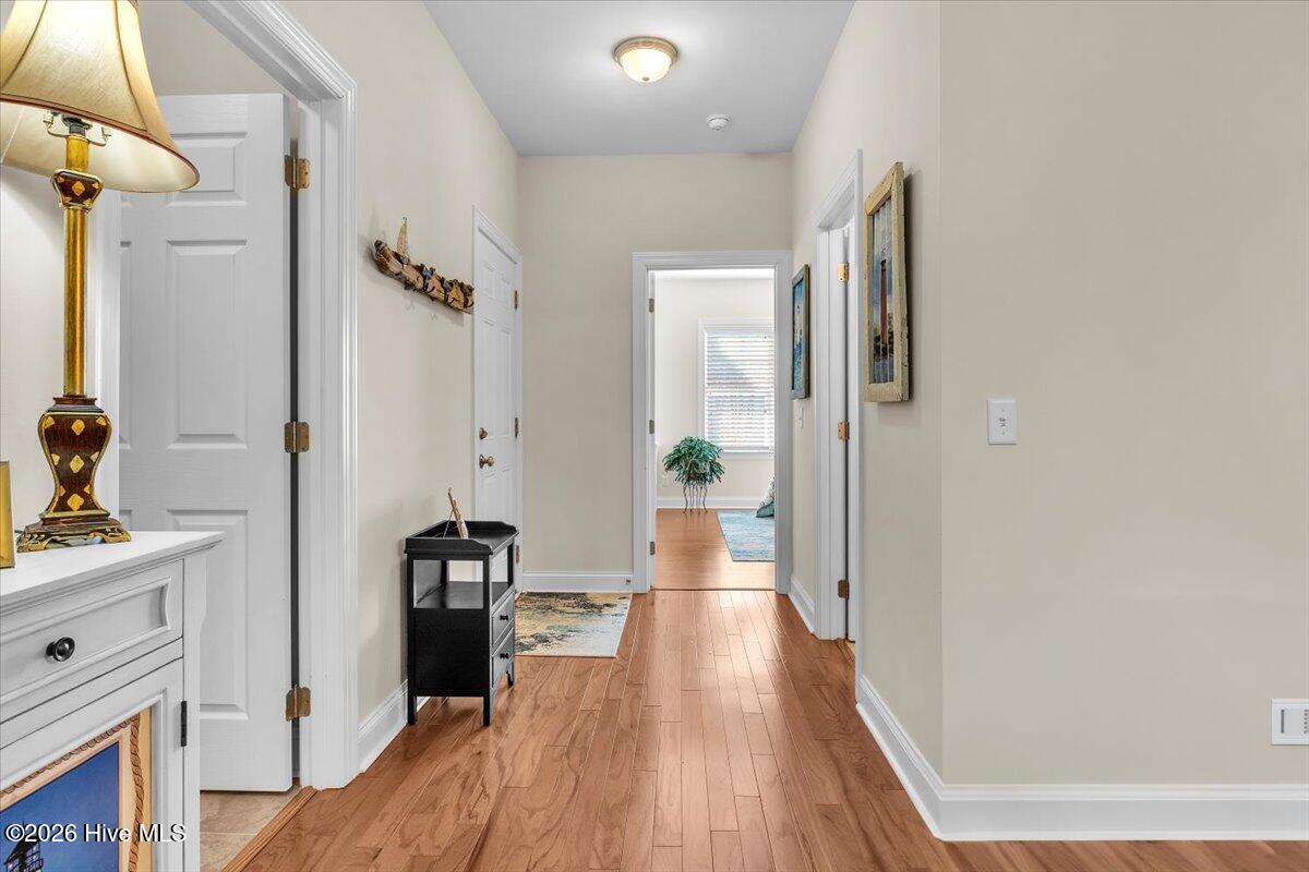 100549972 | Photo 35