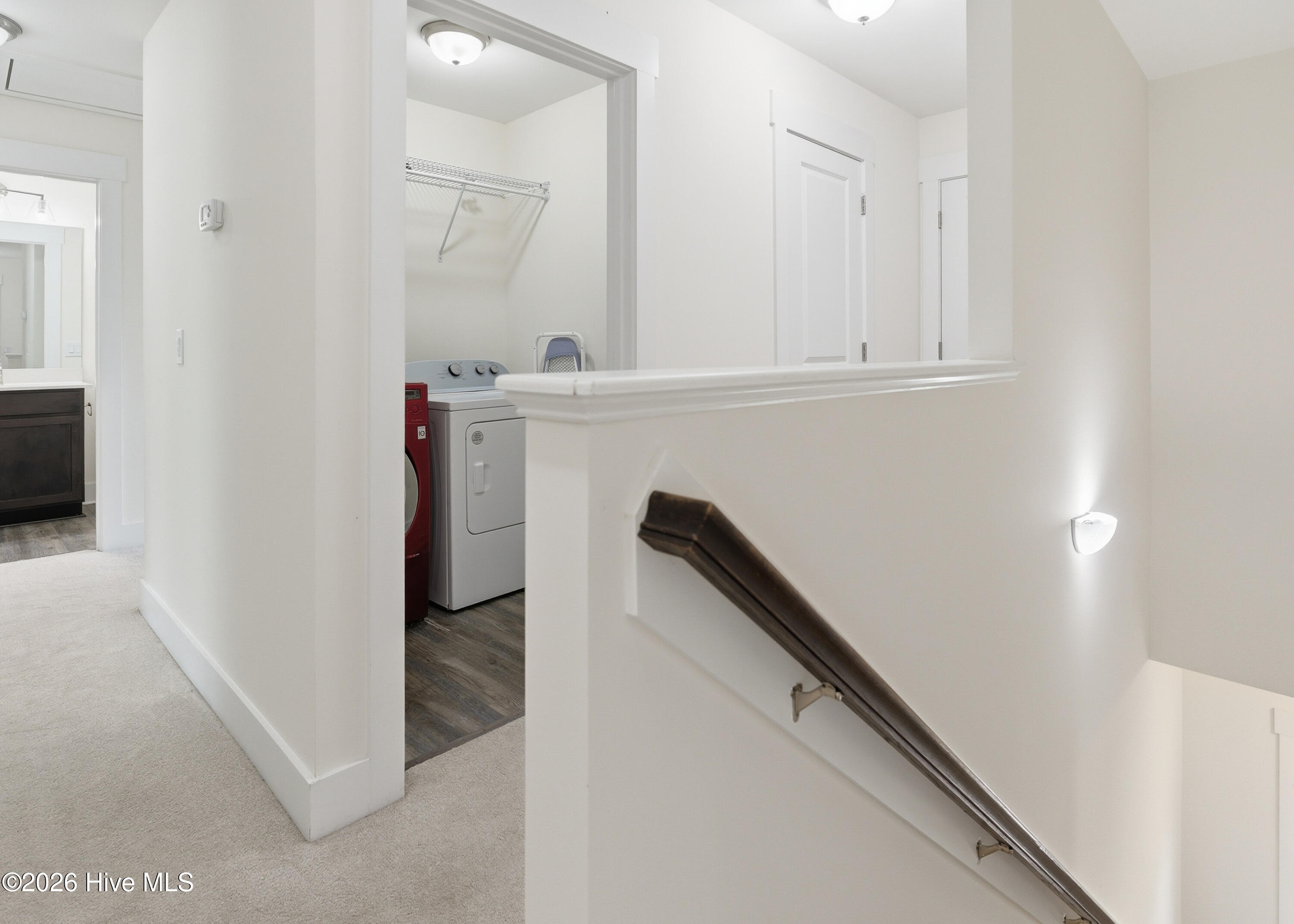 100570577 | Photo 14