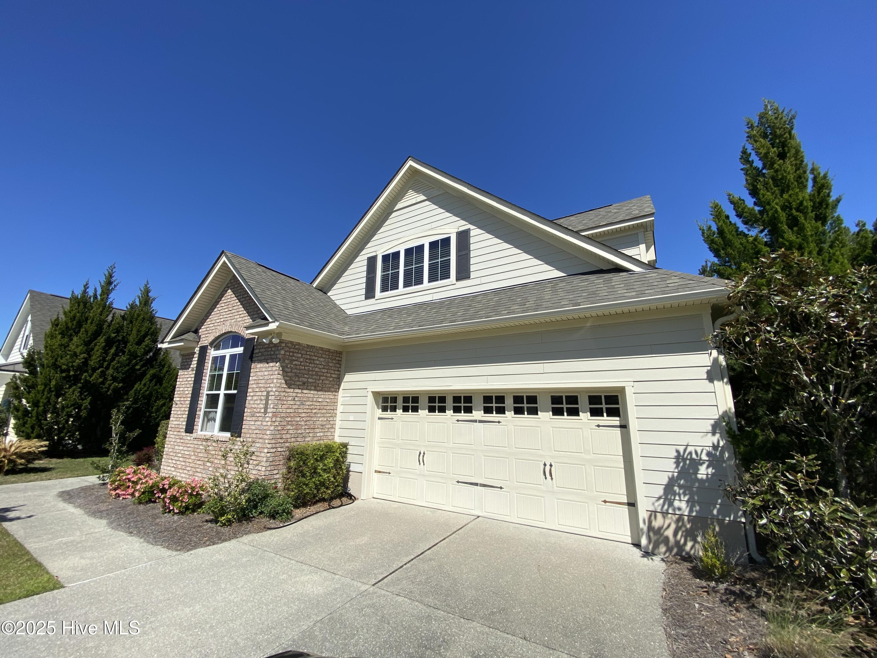 100504440 | Photo 23