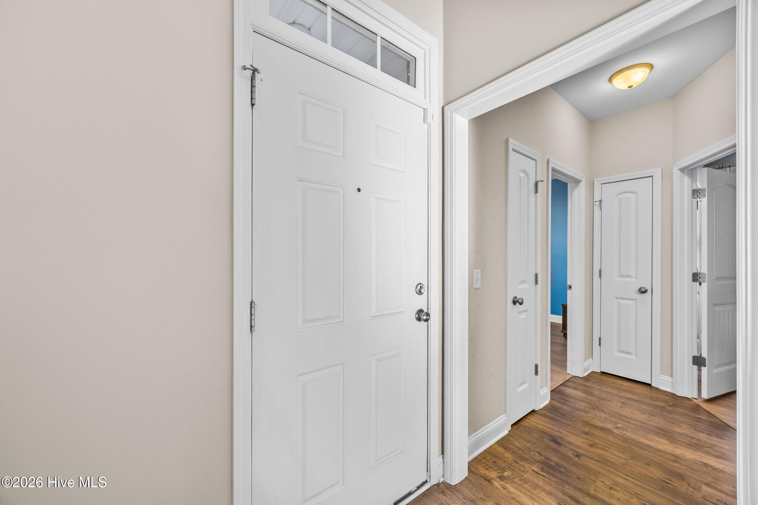 100550084 | Photo 21