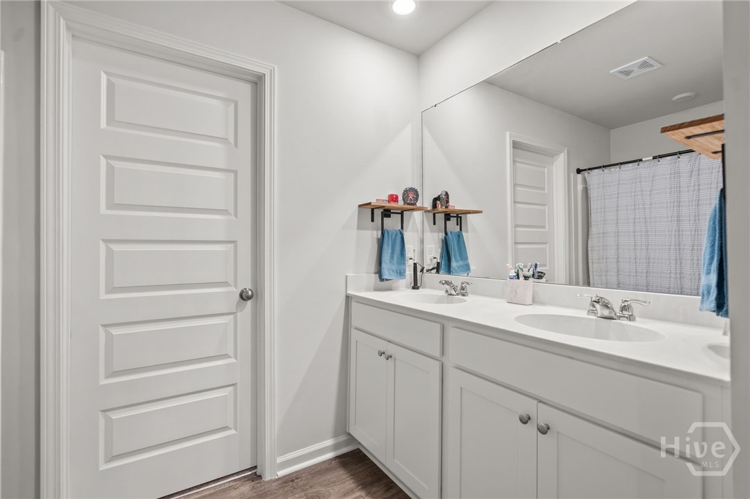Master Bathroom and Closet
