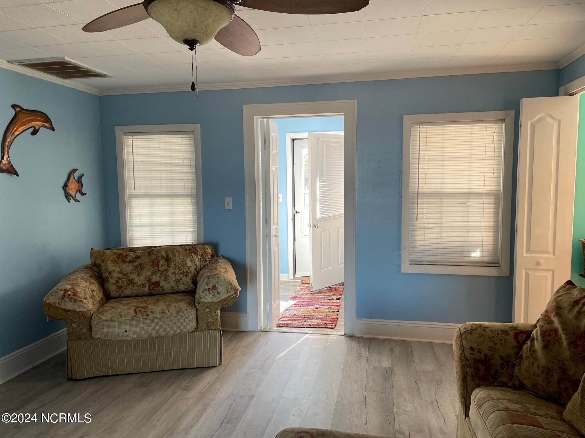 2524 Cedar Island Road,Cedar Island
