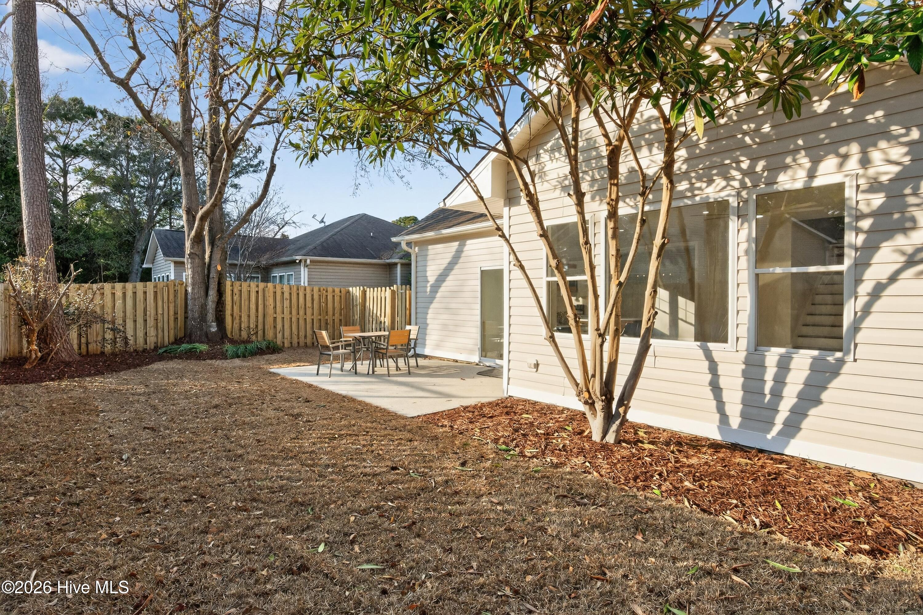 100553839 | Photo 37