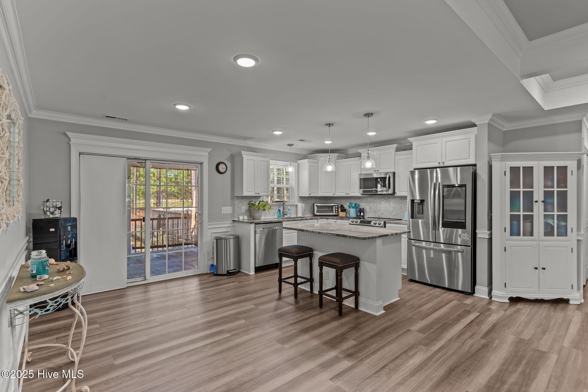 100530347 | Photo 20