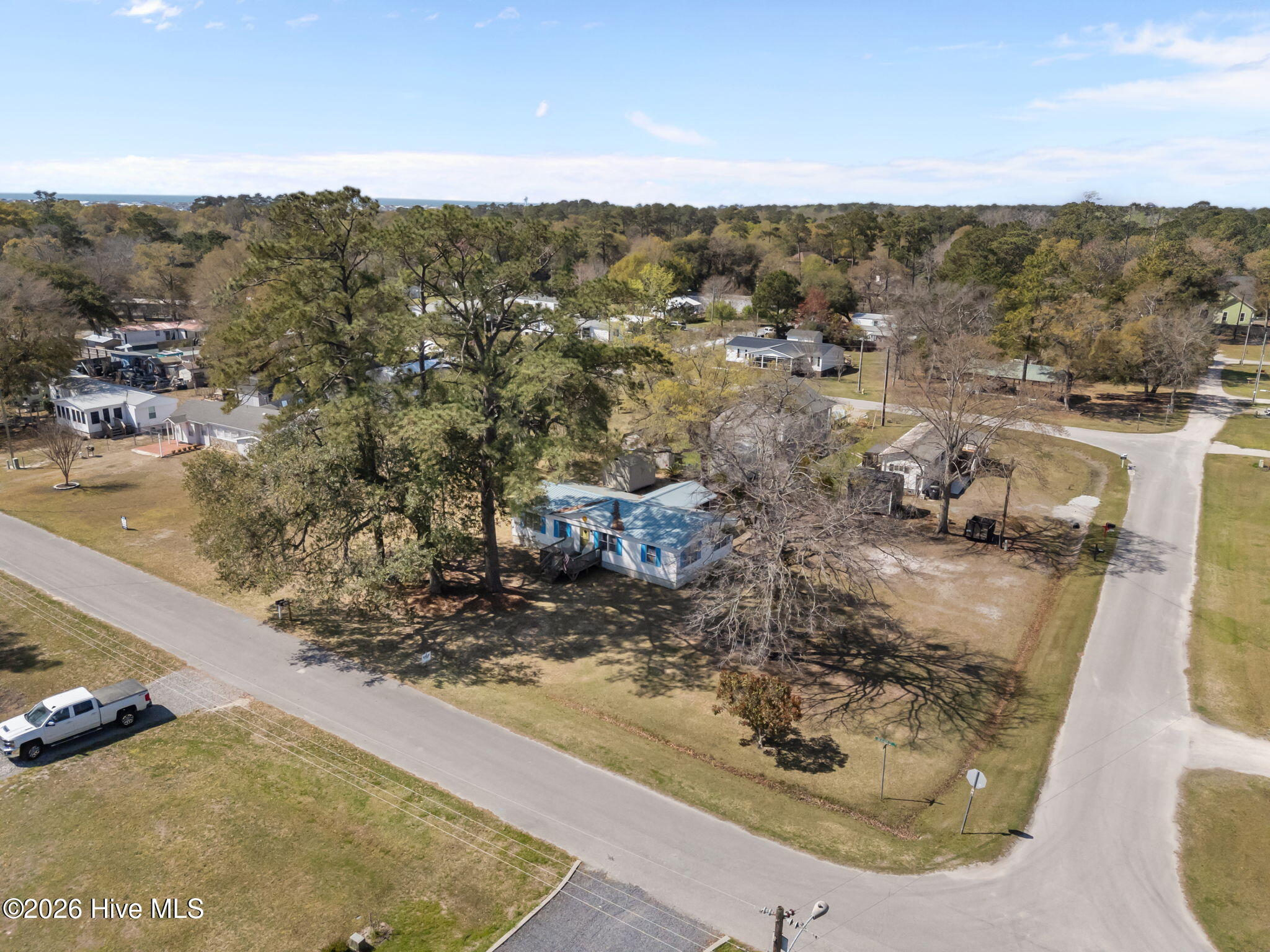 100564054 | Photo 38