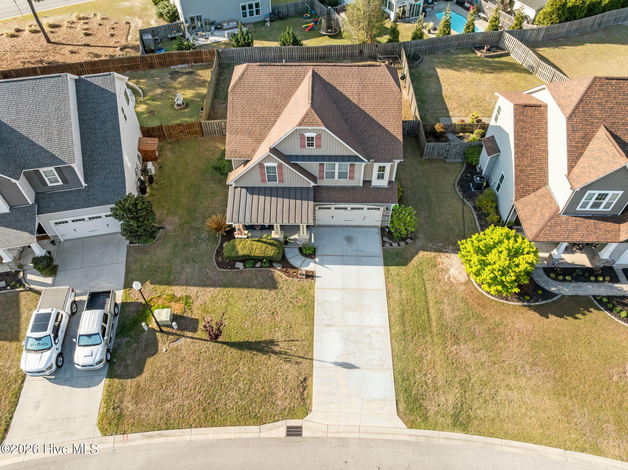 100564669 | Photo 39