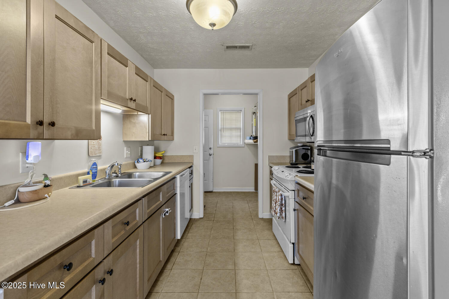 100534635 | Photo 10