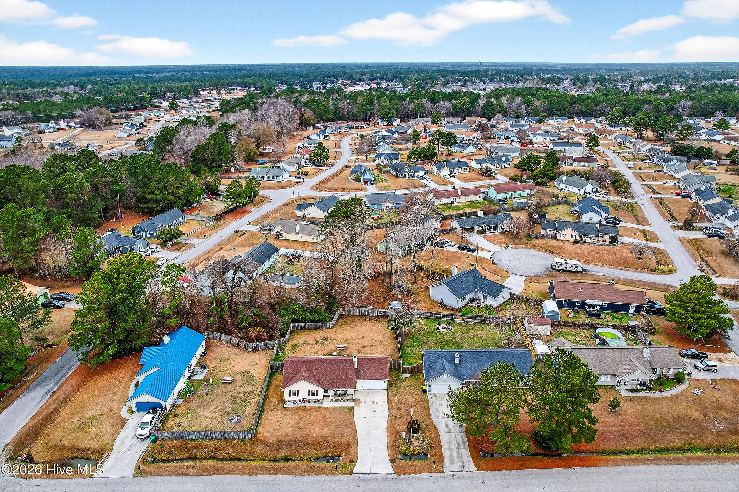 100548715 | Photo 26