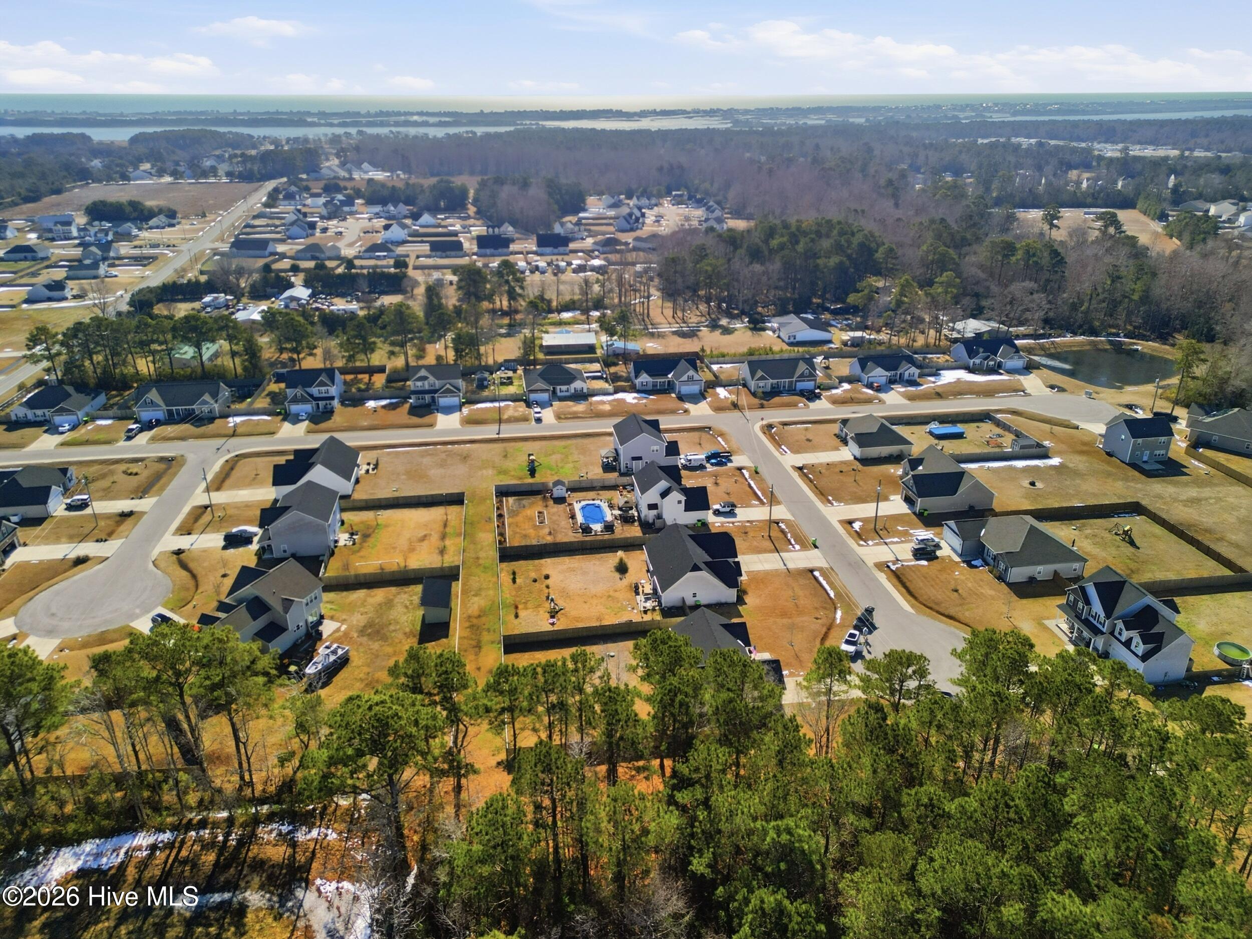 100553402 | Photo 38