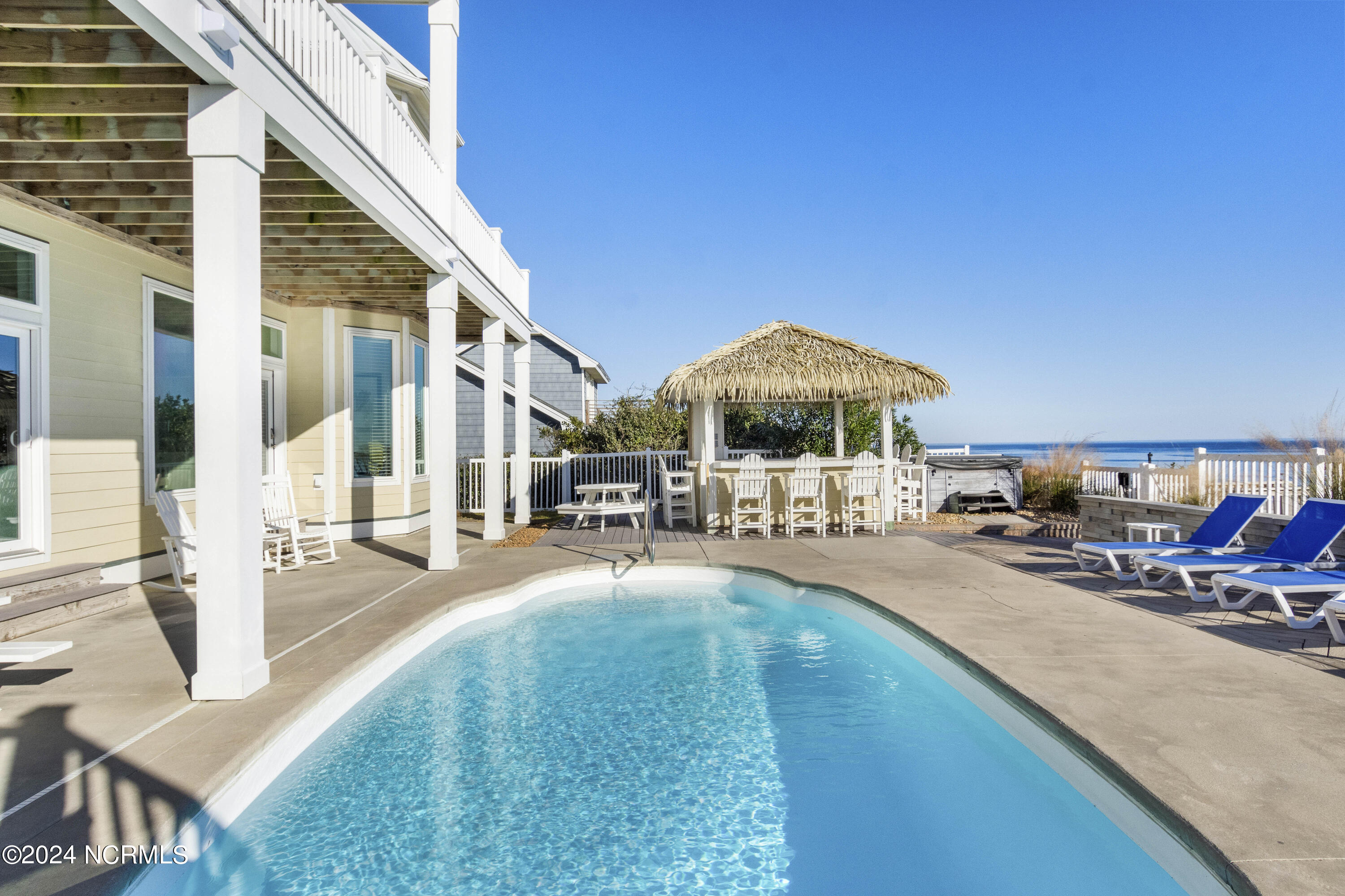 100429078 | Photo 19