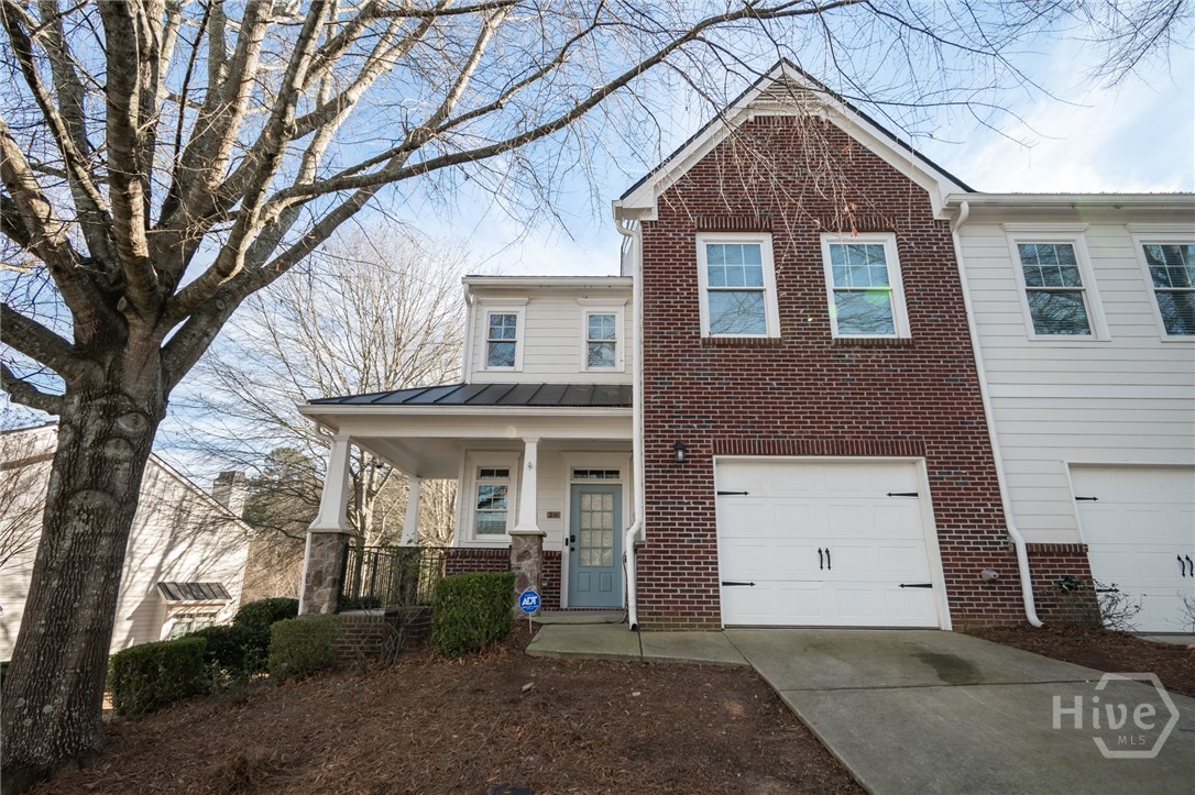 FEATURED LISTINGS