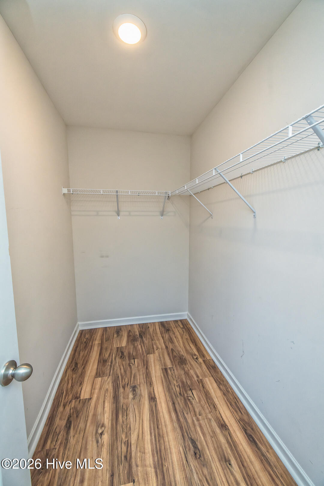 100558342 | Photo 31